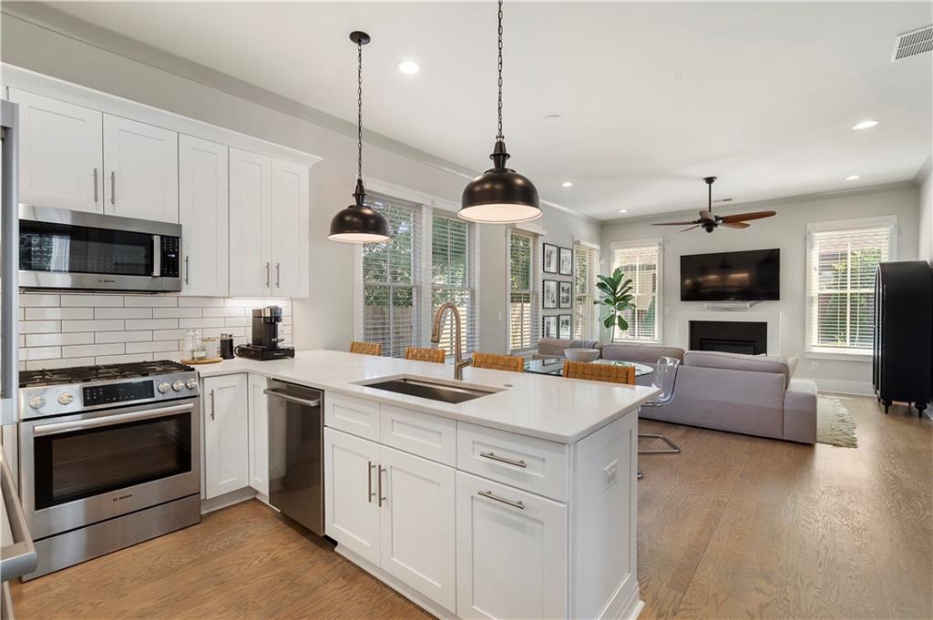 1053 Atlantic Drive NW Unit B