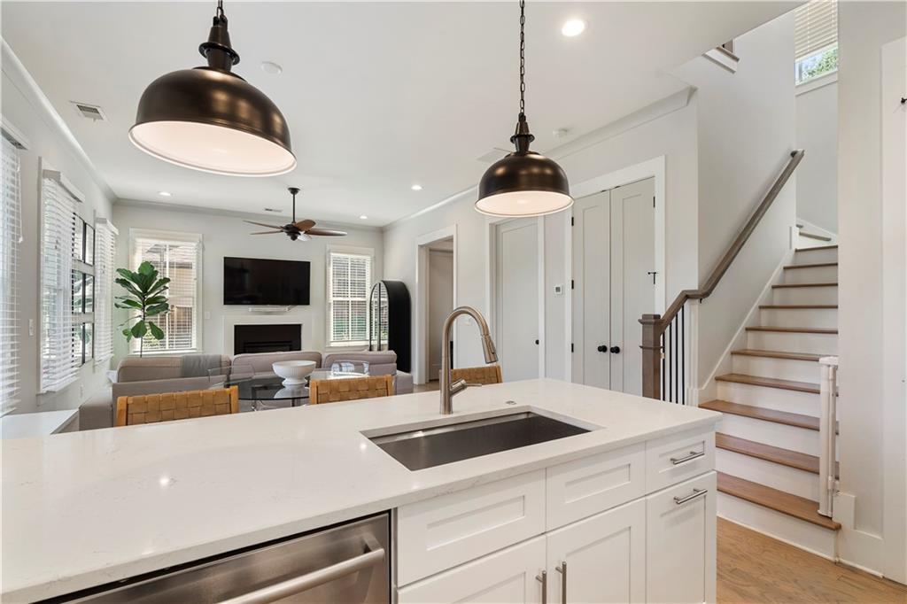 1053 Atlantic Drive NW Unit B