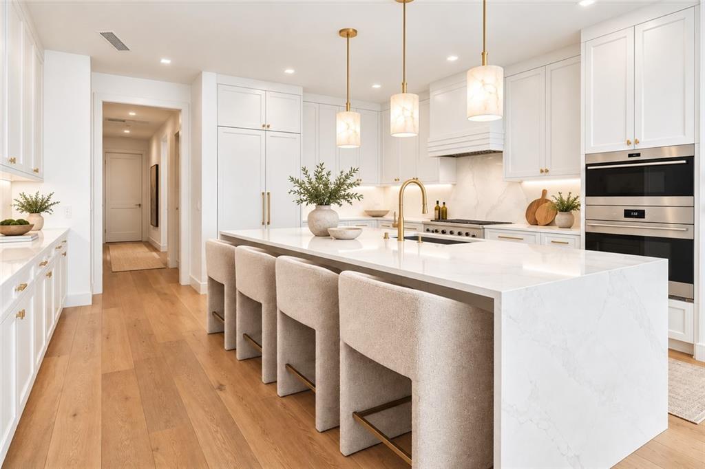 2520 Peachtree Road NW Unit 1603