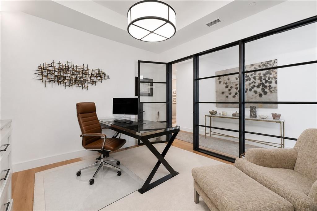 2520 Peachtree Road NW Unit 1603