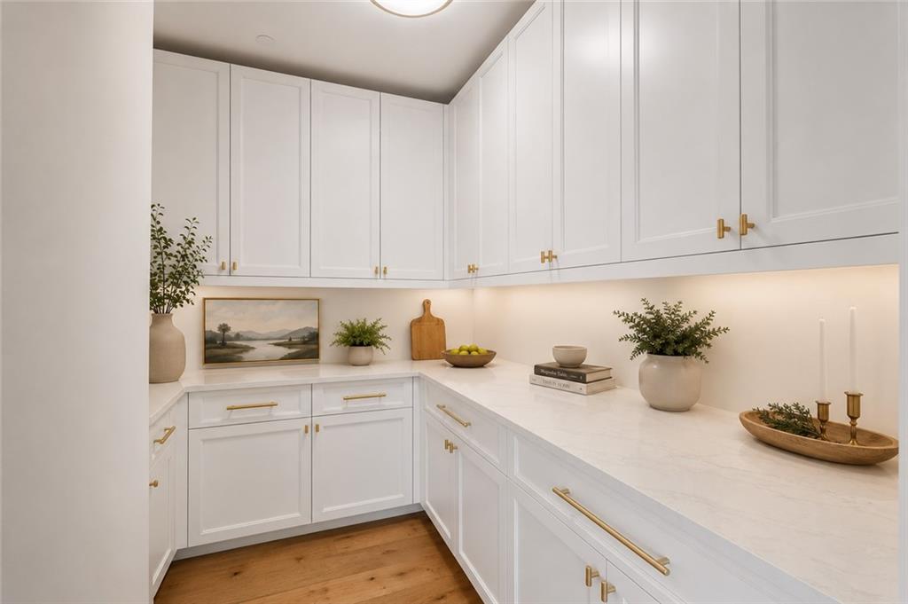 2520 Peachtree Road NW Unit 1603