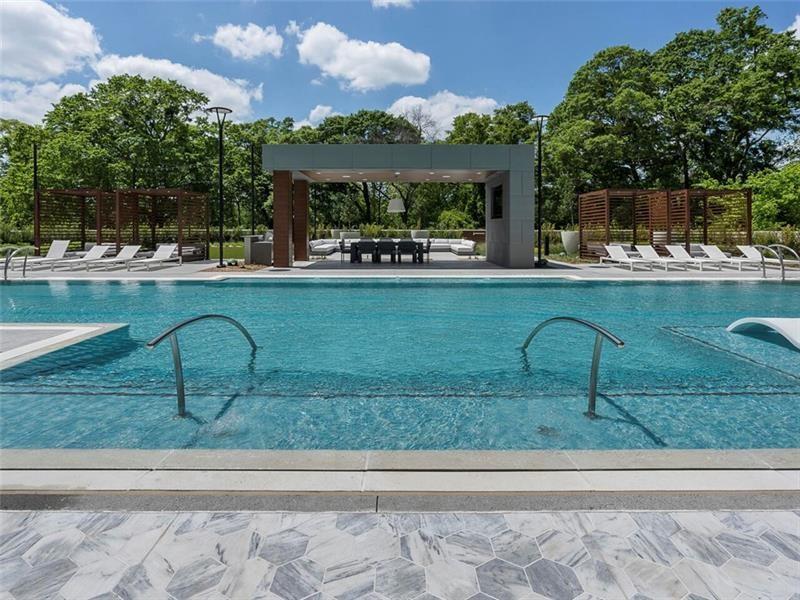 2520 Peachtree Road NW Unit 1603