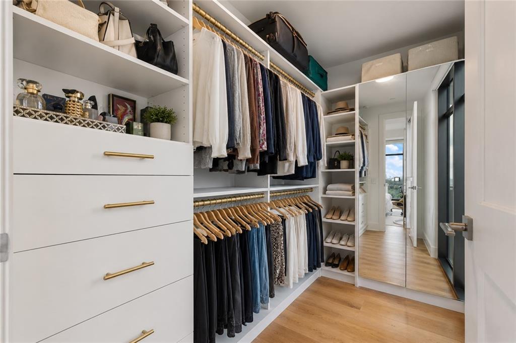 2520 Peachtree Road NW Unit 1603