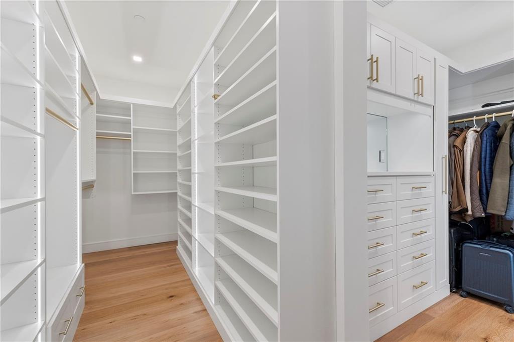 2520 Peachtree Road NW Unit 1603