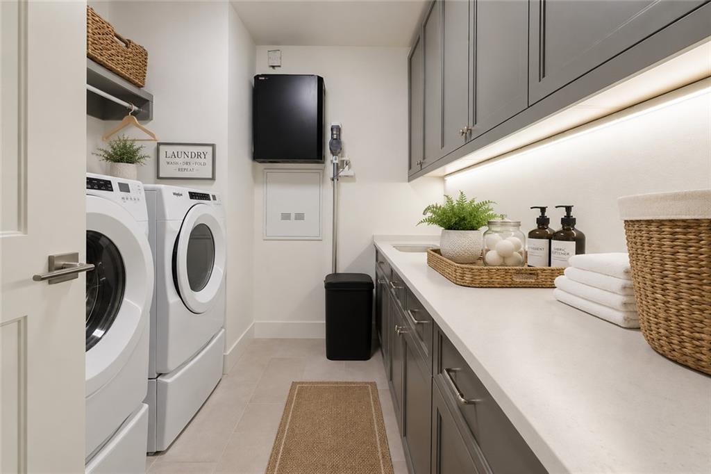 2520 Peachtree Road NW Unit 1603