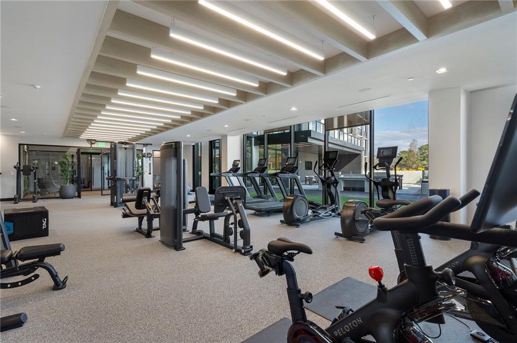 2425 Peachtree Road NE Unit 511