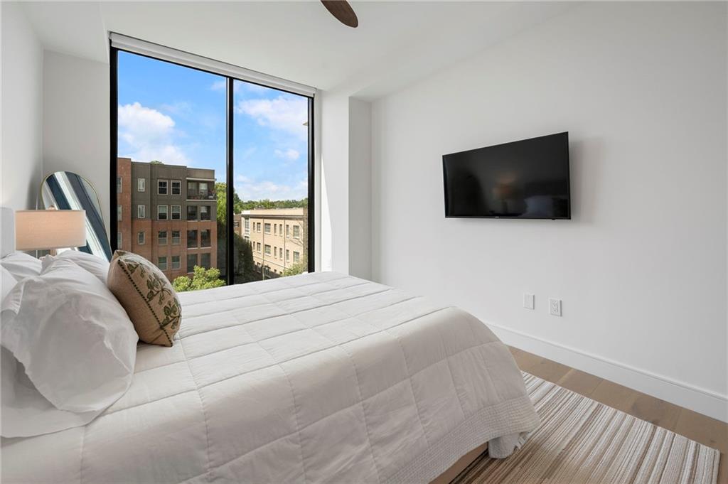 2425 Peachtree Road NE Unit 511