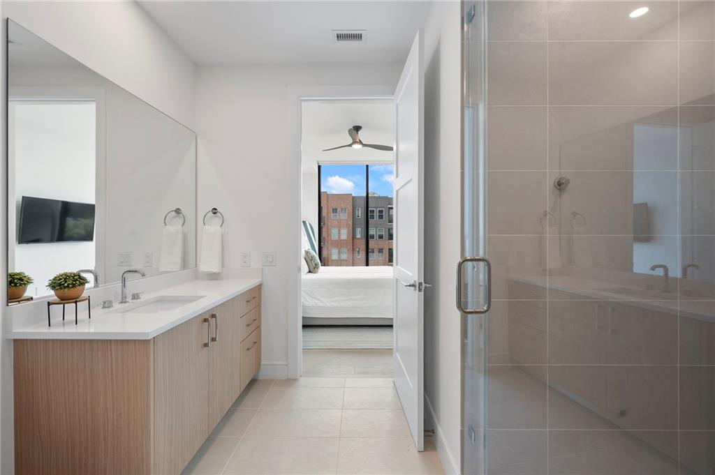 2425 Peachtree Road NE Unit 511
