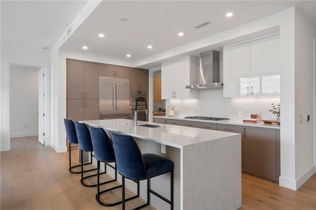 2425 Peachtree Road NE Unit 511