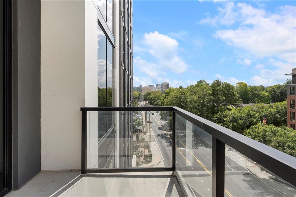 2425 Peachtree Road NE Unit 511