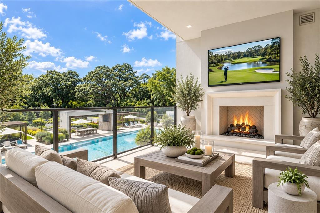 2520 Peachtree Road NW Unit 403