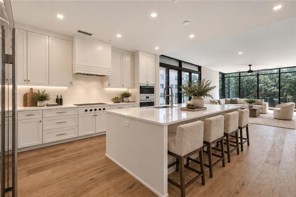 2520 Peachtree Road NW Unit 403