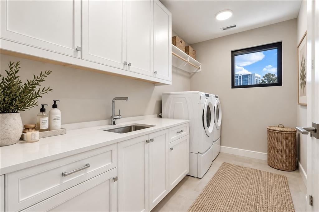 2520 Peachtree Road NW Unit 403