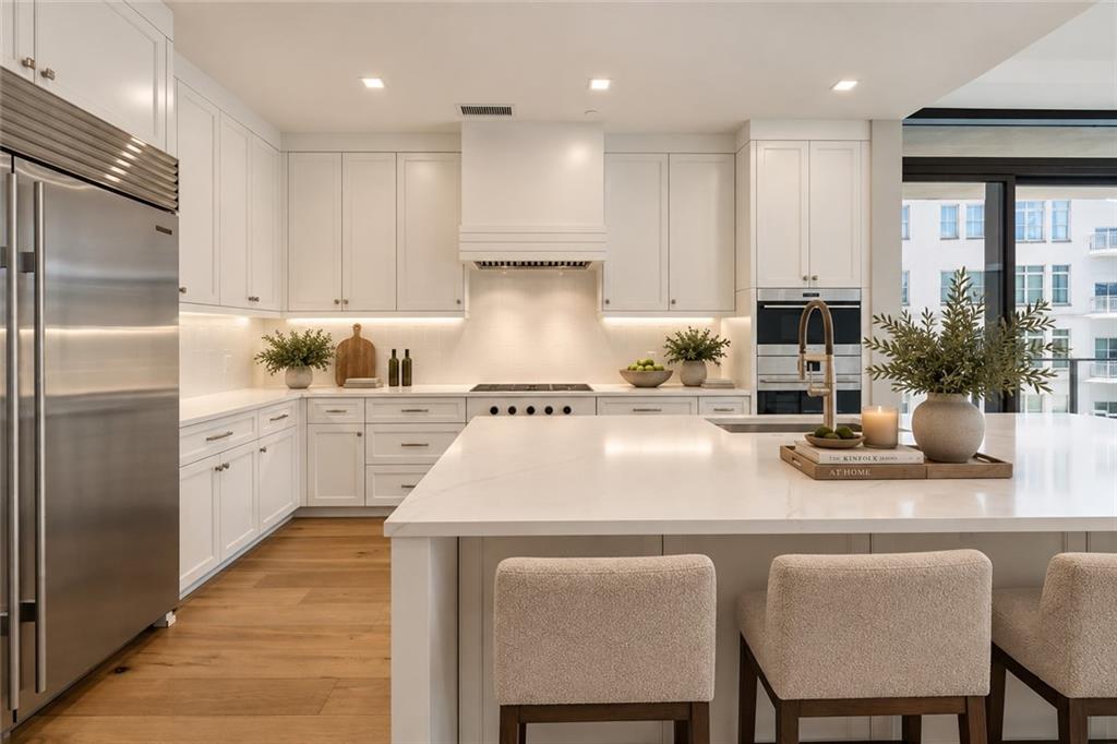 2520 Peachtree Road NW Unit 403