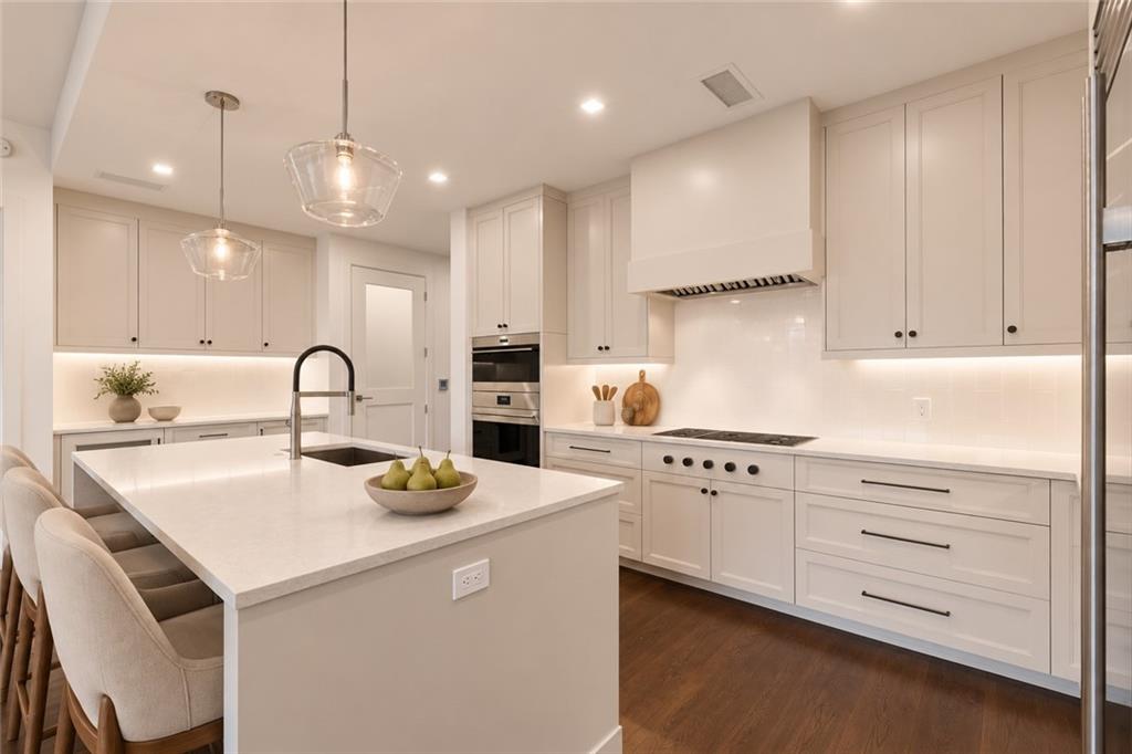 2520 Peachtree Road NW Unit 602