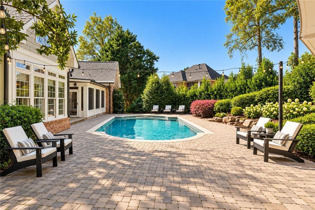 1129 Topaz Way