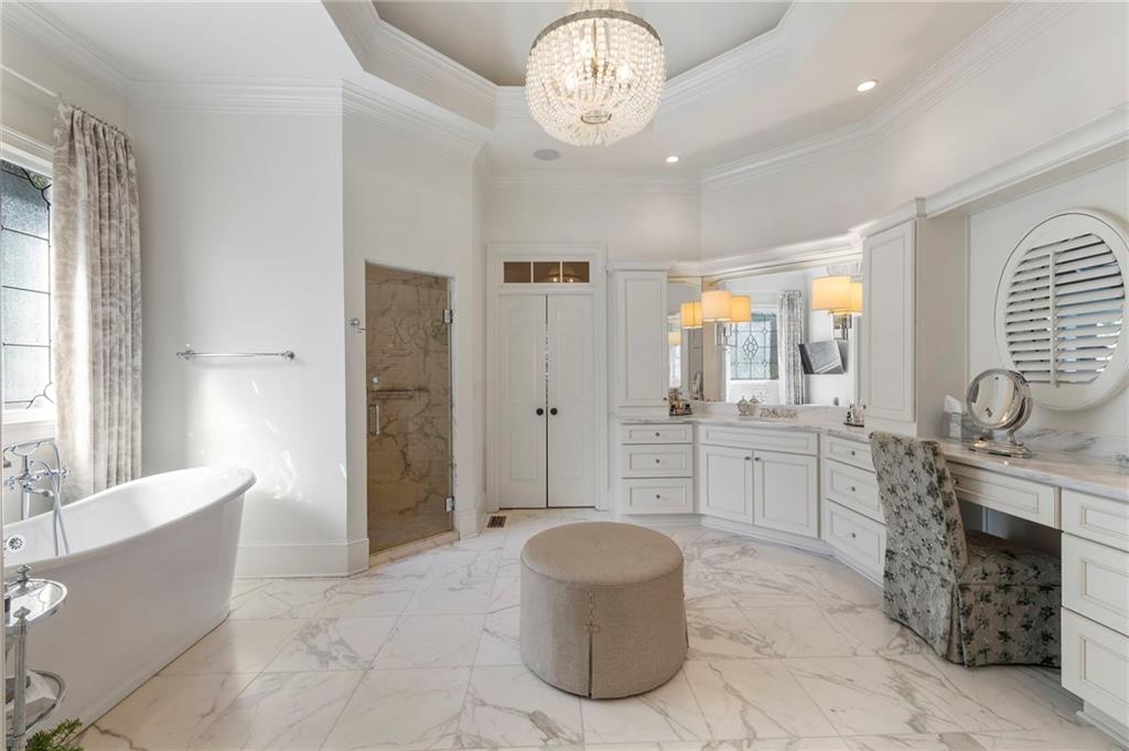 1129 Topaz Way