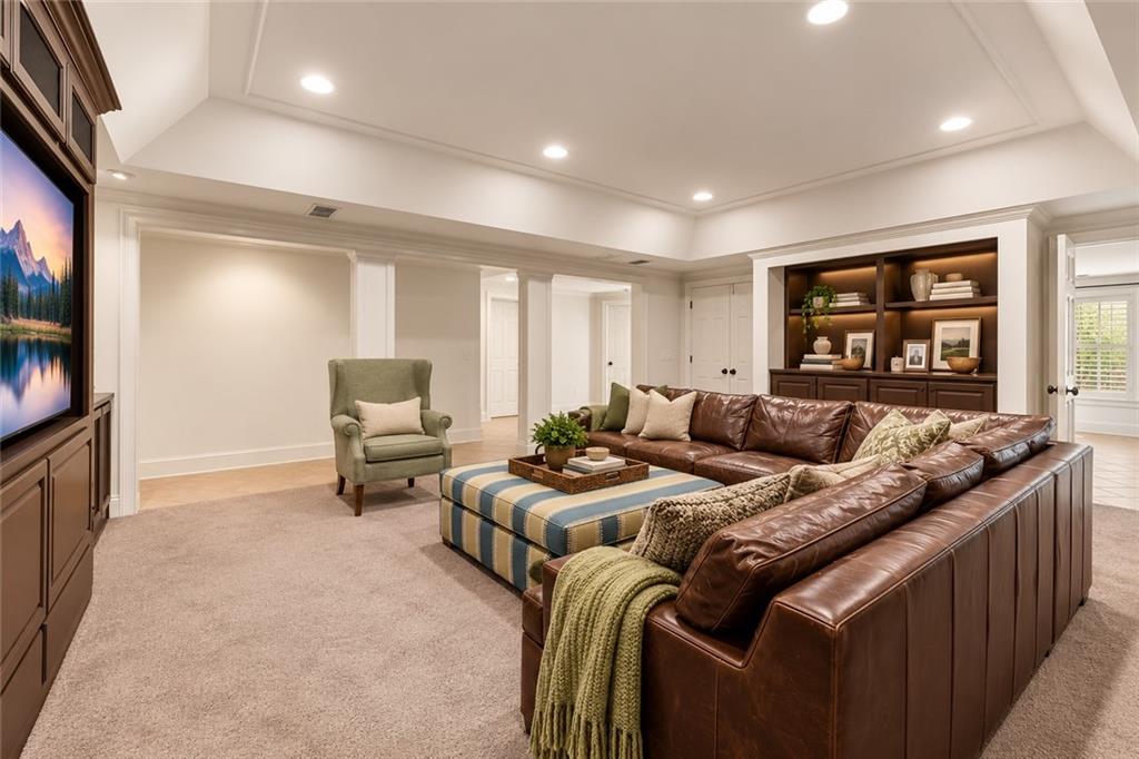 1129 Topaz Way