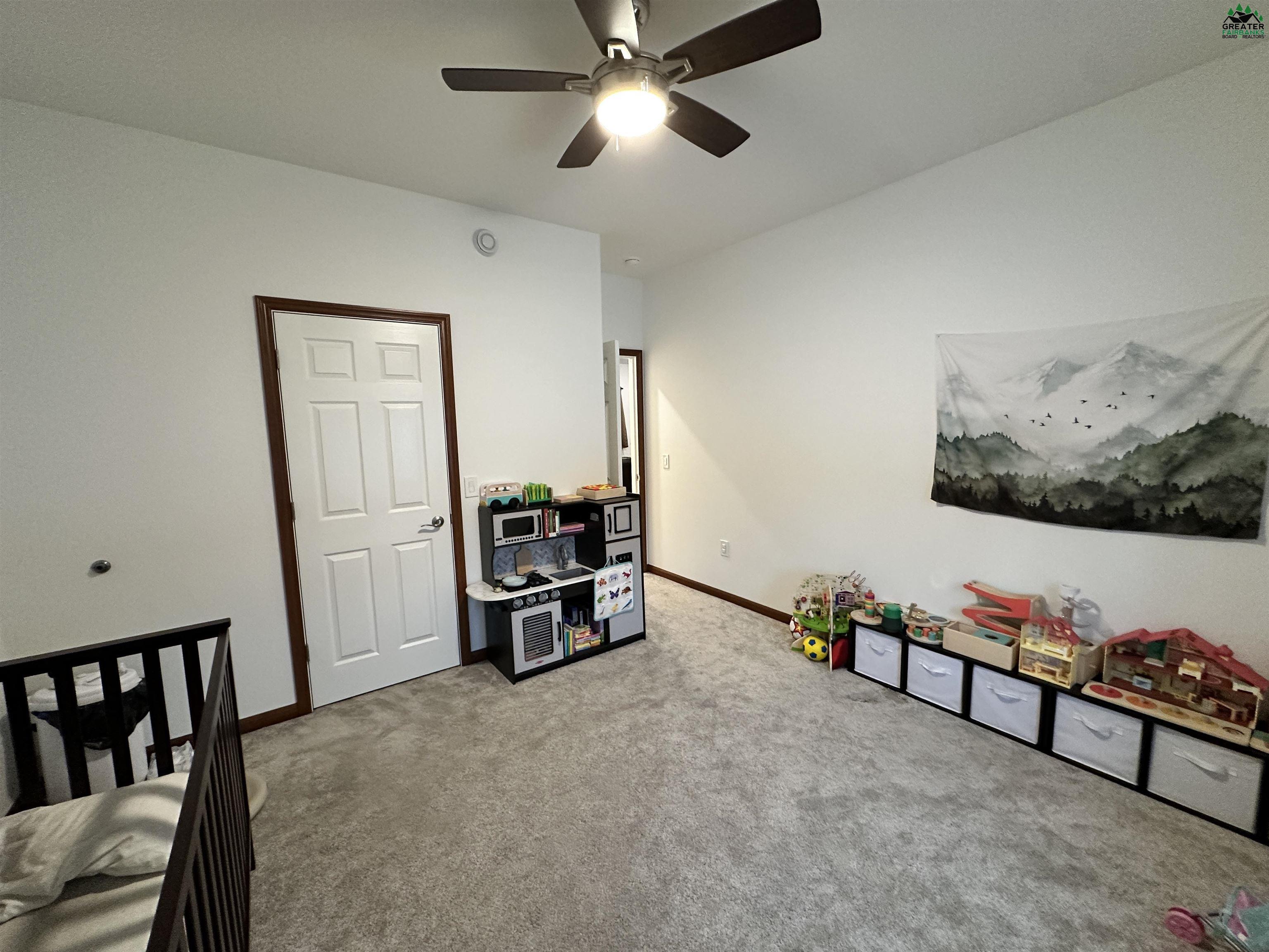 1189 Groundsel Avenue