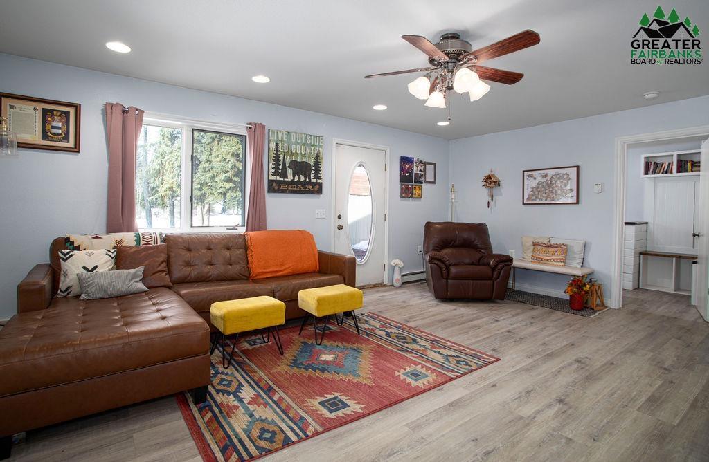 2995 GLIDE COURT