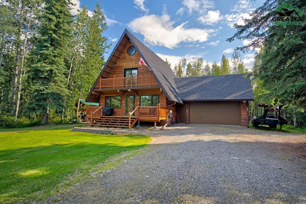 3895 LAKEWOOD LOOP