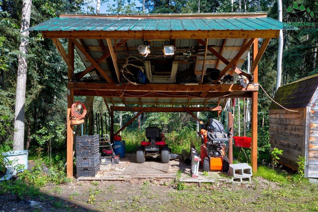 3895 LAKEWOOD LOOP