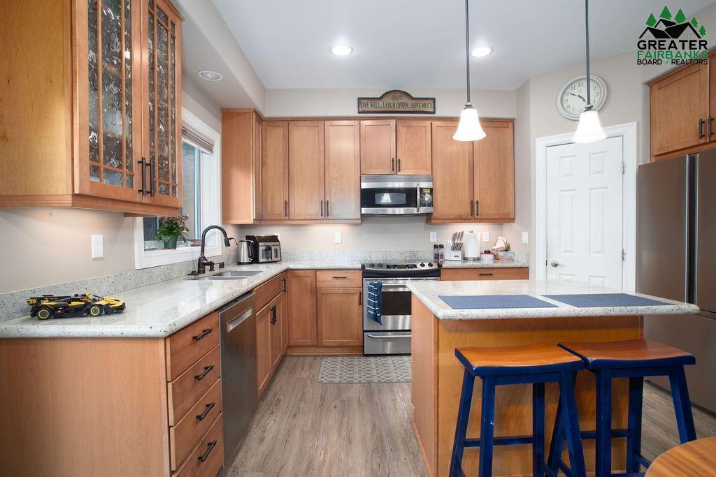476 WEST POINTE CIRCLE