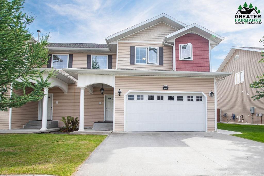 476 WEST POINTE CIRCLE