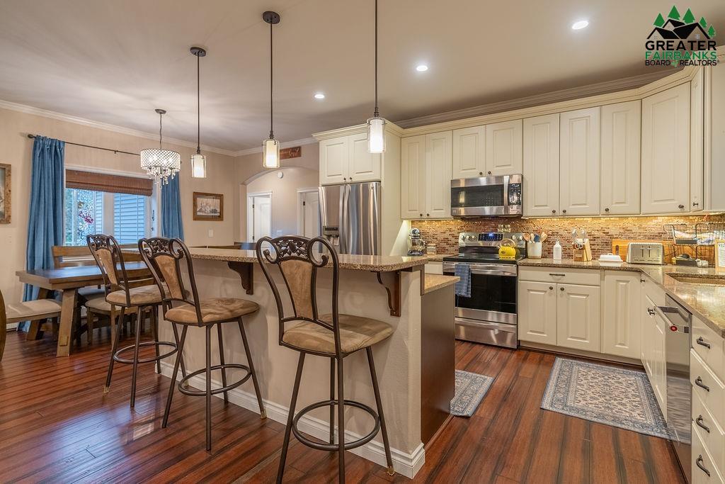 2385 DANO COURT