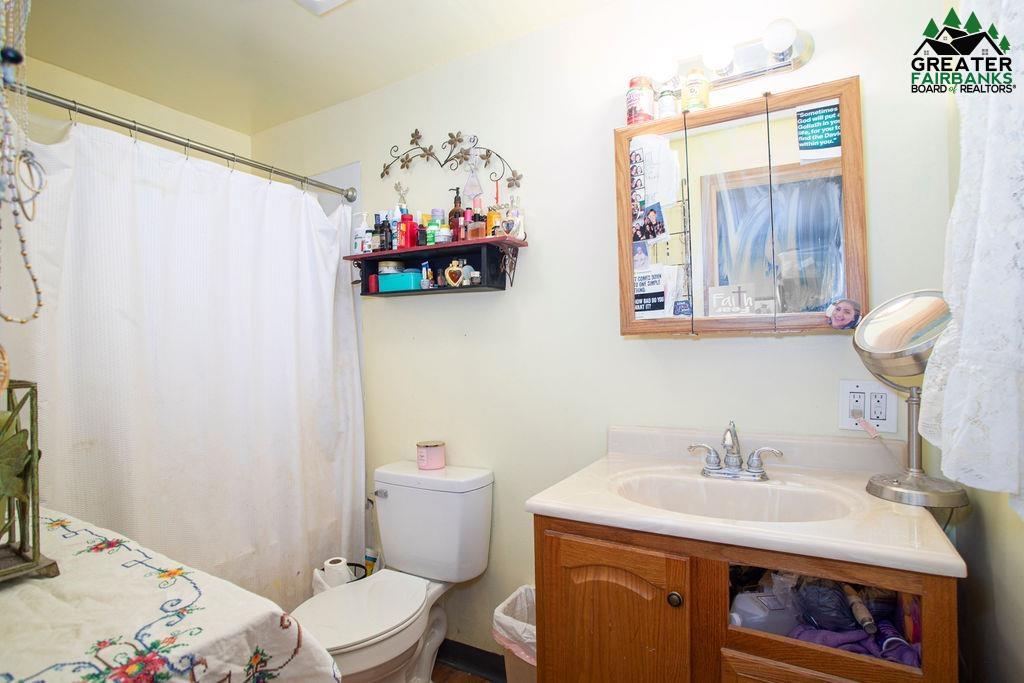 701 BENTLEY DRIVE