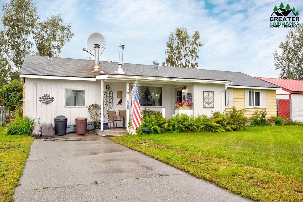 701 BENTLEY DRIVE