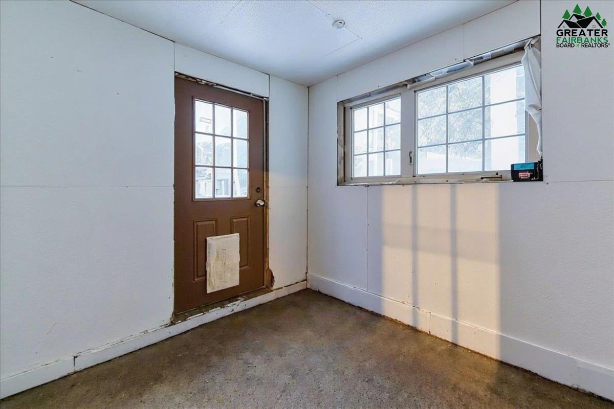 3244 Trestrail Loop
