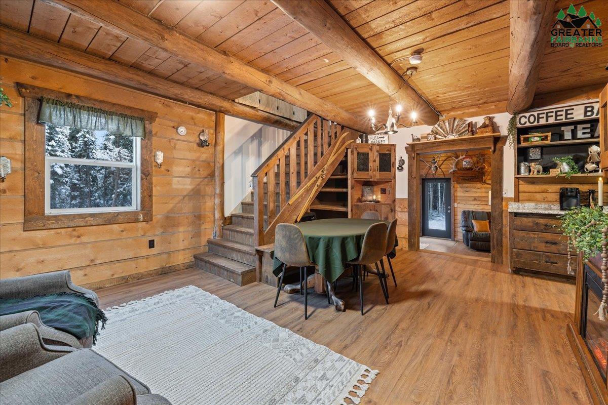 3244 Trestrail Loop
