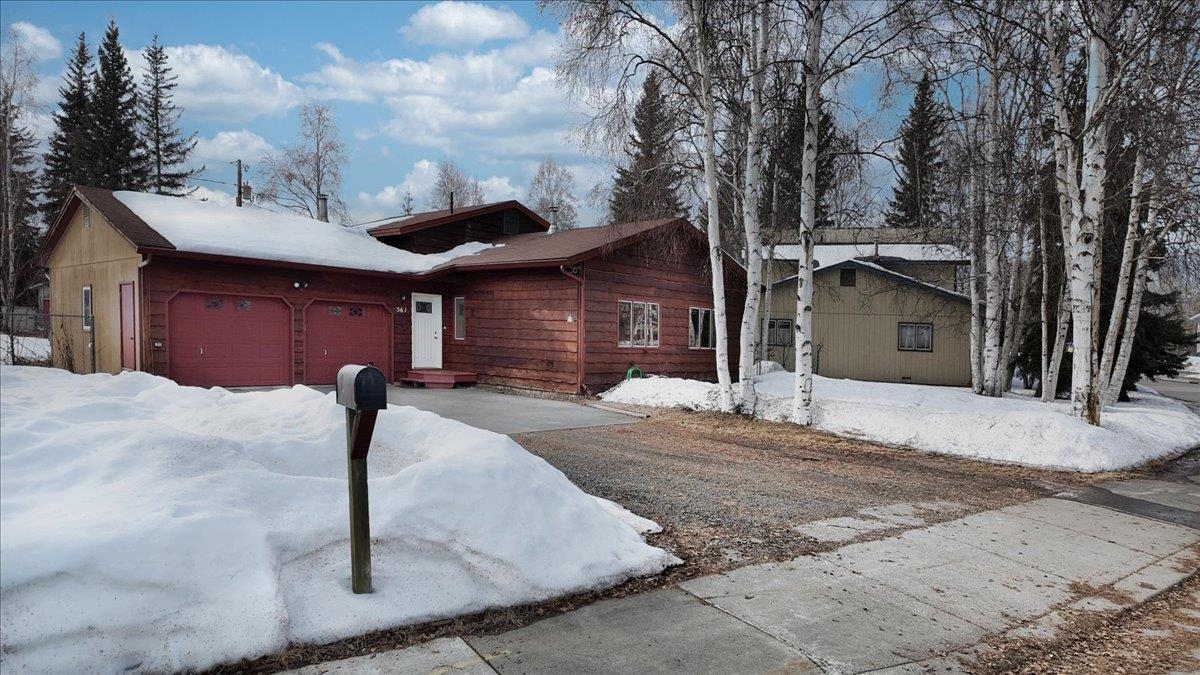 561 SLATER DRIVE