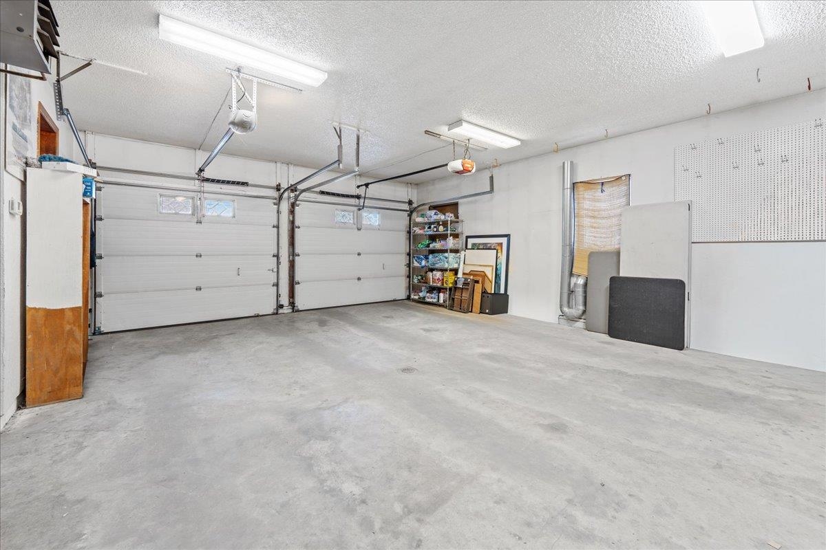 561 SLATER DRIVE