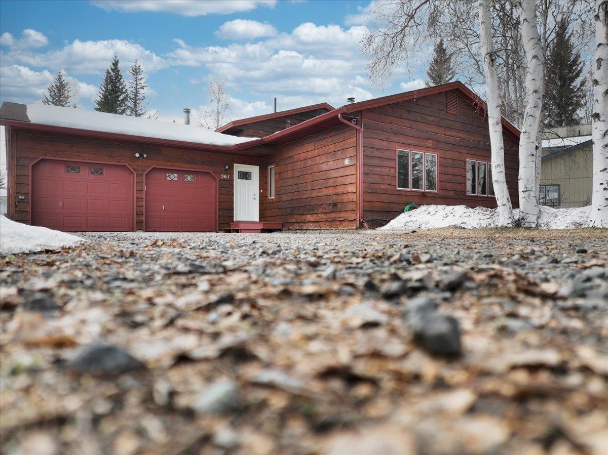 561 SLATER DRIVE