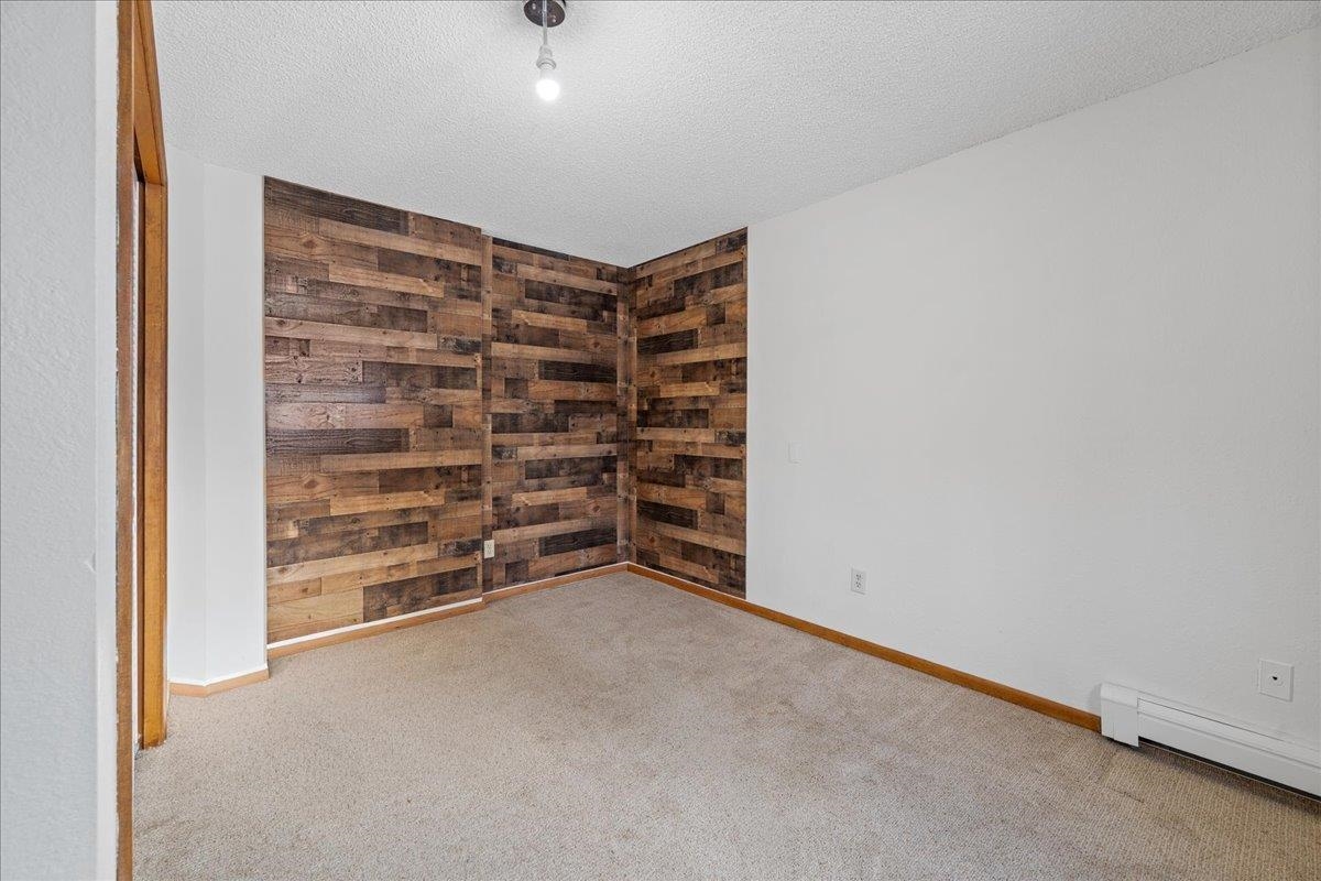 561 SLATER DRIVE