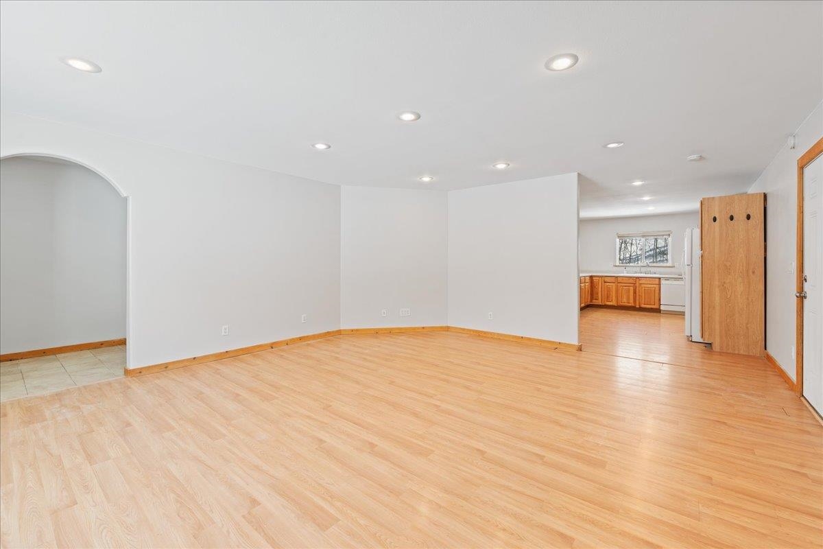 855 HIGHLANDER DRIVE