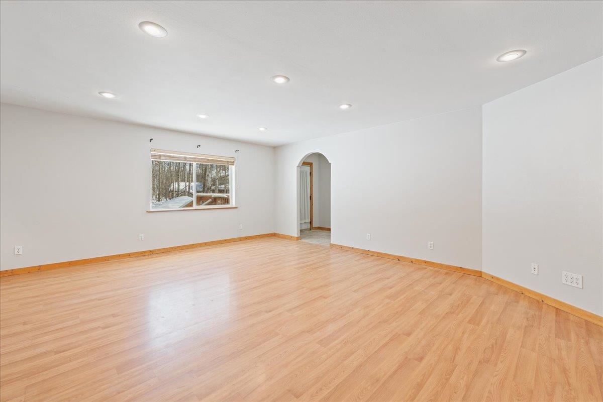 855 HIGHLANDER DRIVE