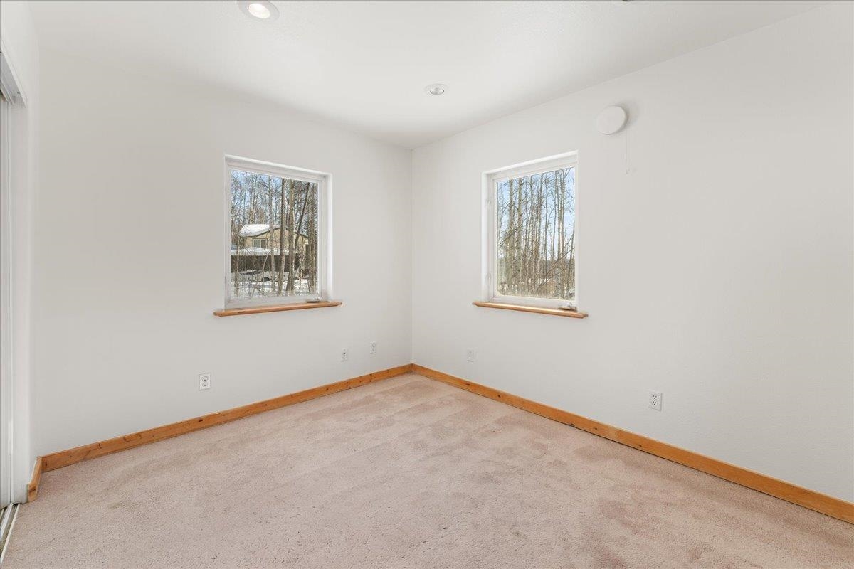 855 HIGHLANDER DRIVE