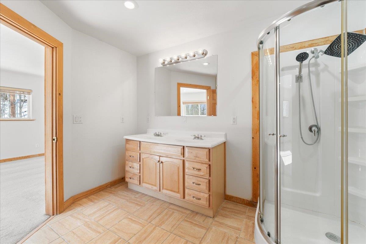 855 HIGHLANDER DRIVE