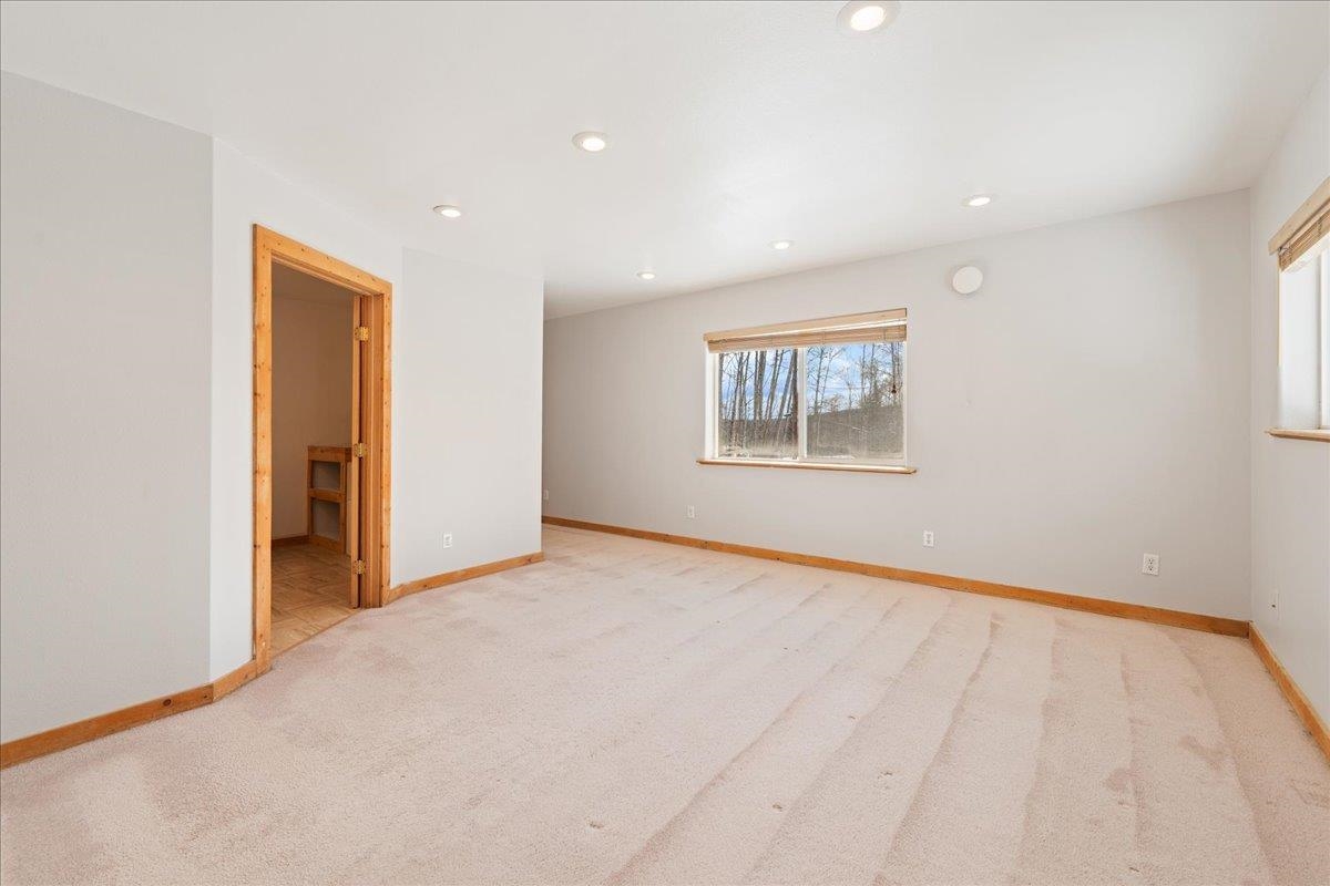 855 HIGHLANDER DRIVE