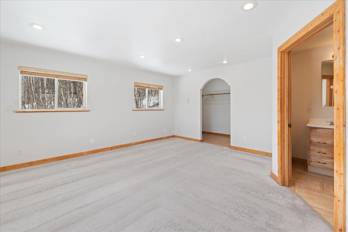 855 HIGHLANDER DRIVE