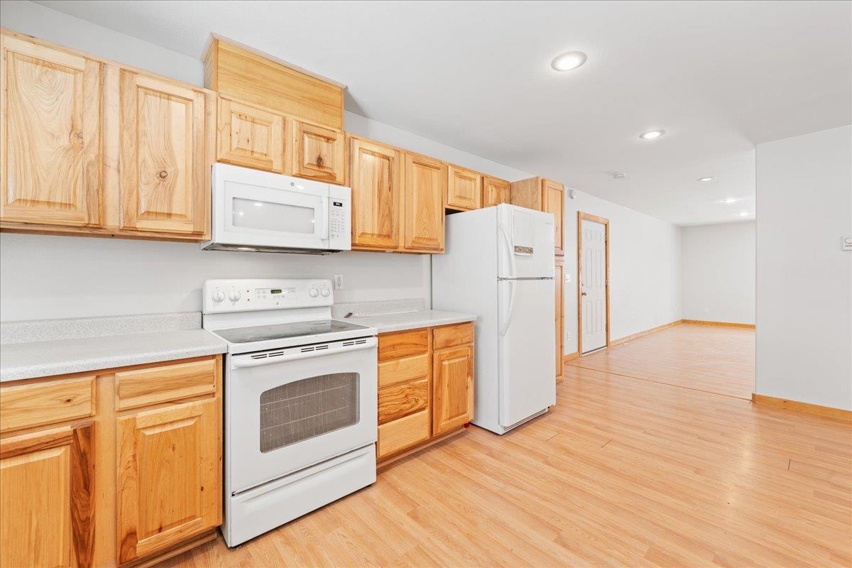 855 HIGHLANDER DRIVE