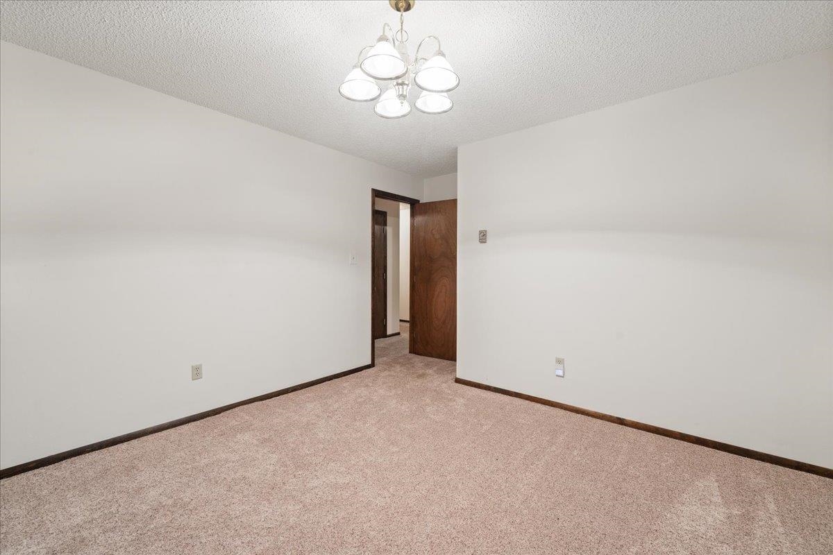 2129 ERMINE DRIVE