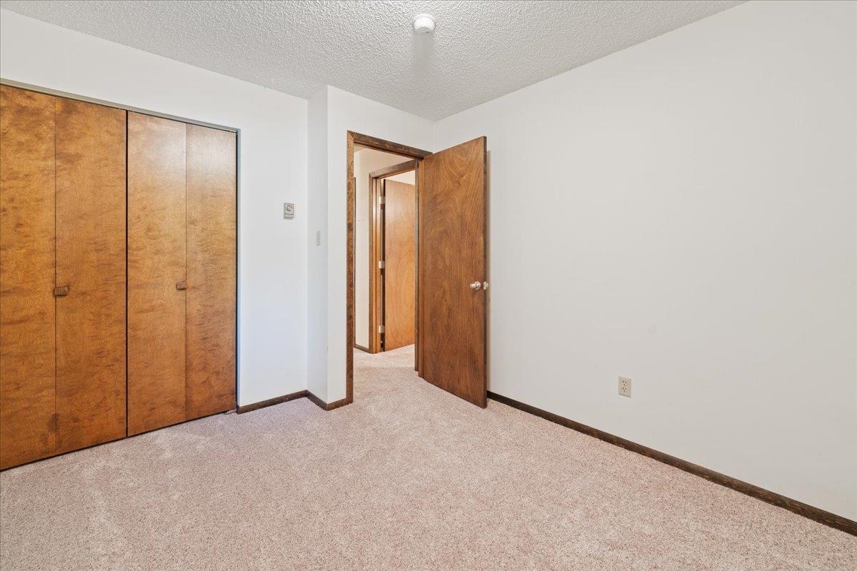 2129 ERMINE DRIVE
