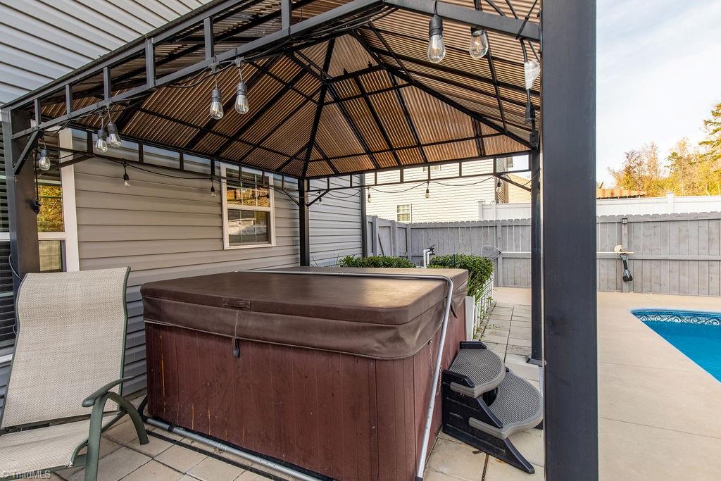 2952 Grassy Knoll Circle