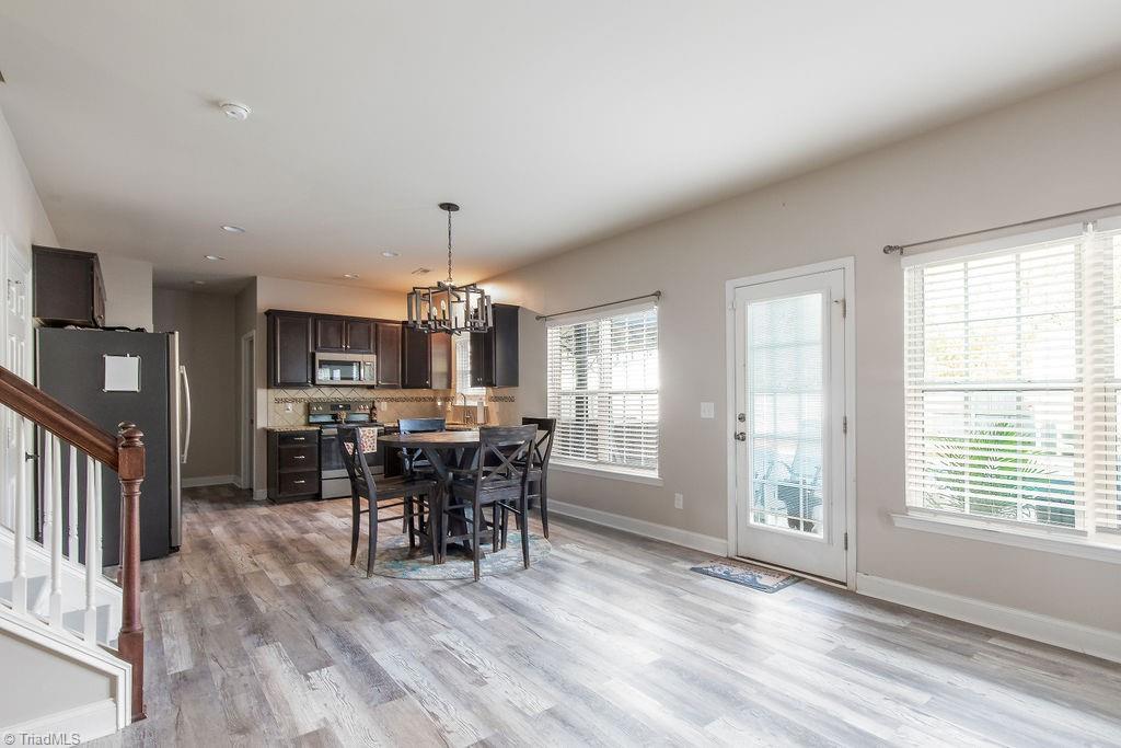 2952 Grassy Knoll Circle