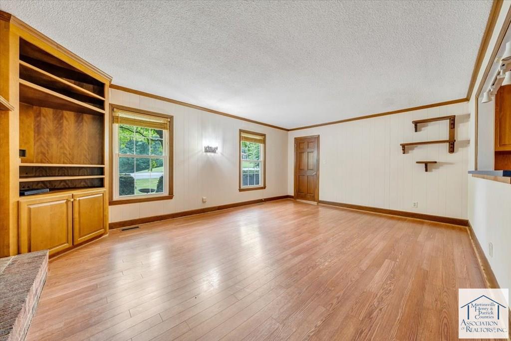 307 Woodshire Rd