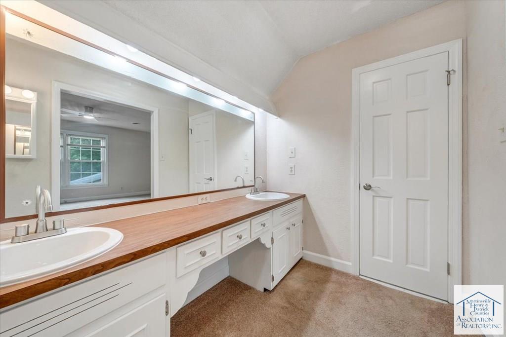 307 Woodshire Rd